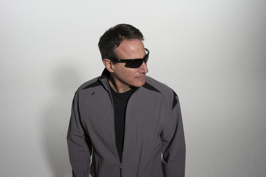 Sport Pro - Gloss Black (Melanin Grey Lenses)